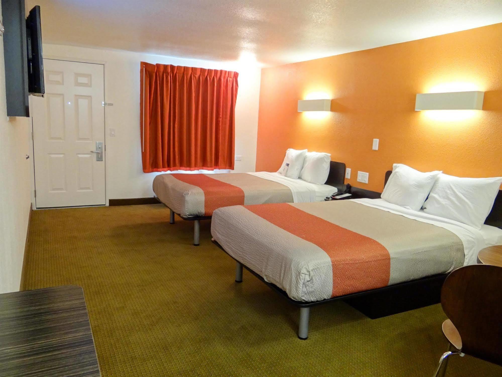 6-erie, Pa Hotel Kearsarge